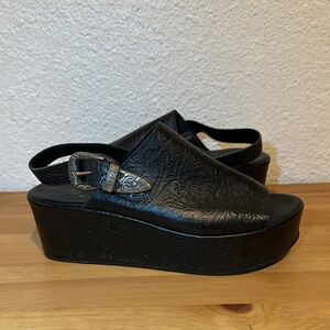 Black Platform Slide Sandals